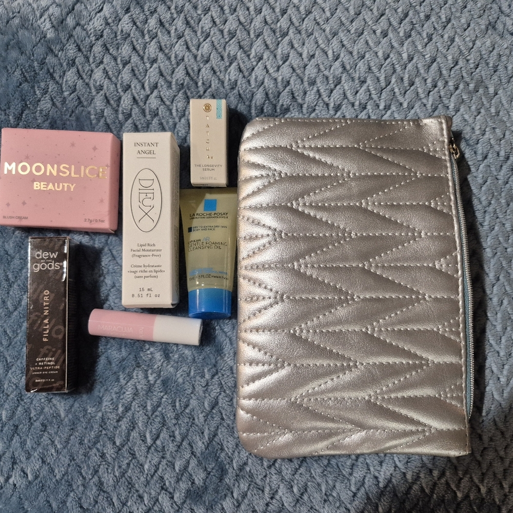 Silver Quilted Cosmetic Bag with Skincare Set